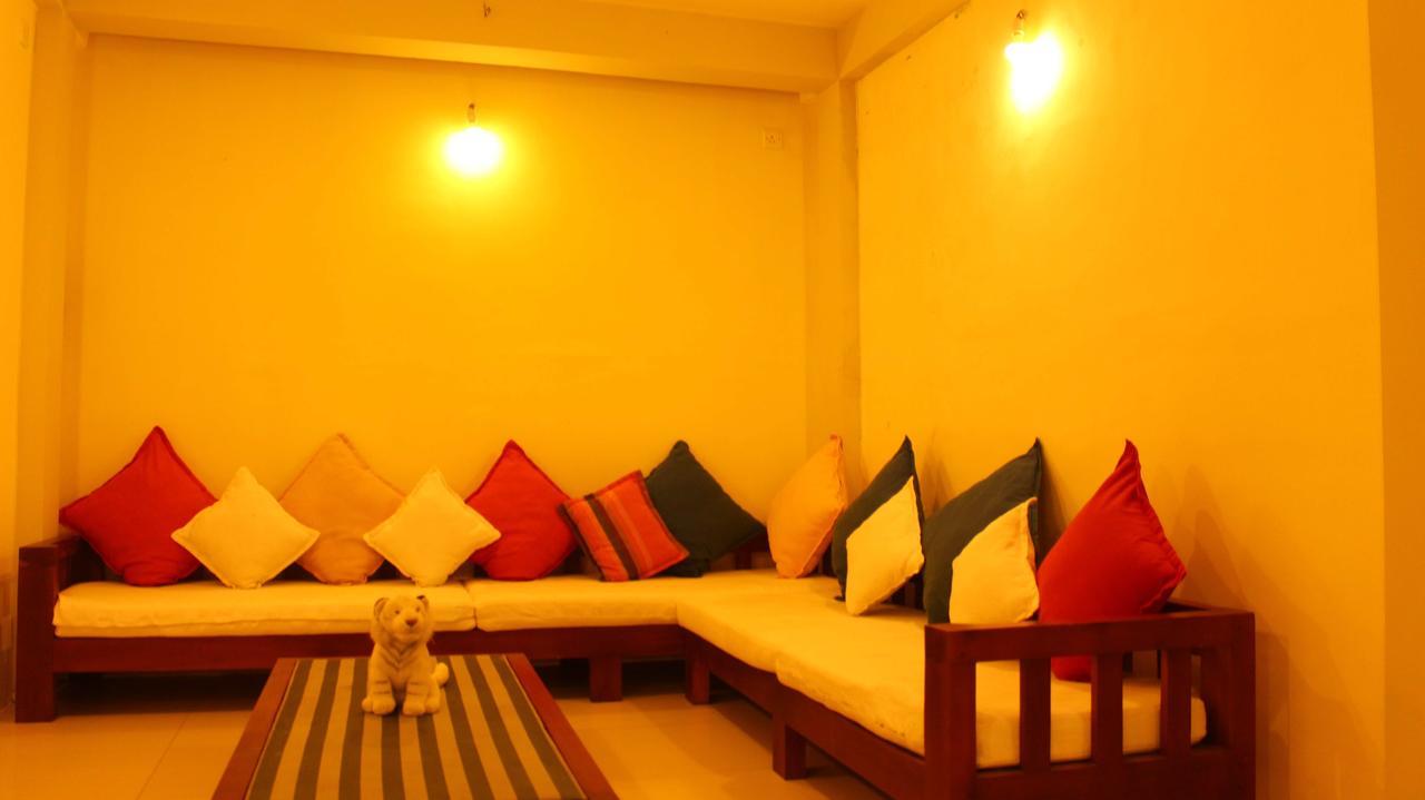 Primrose Guest House Unawatuna Exterior foto